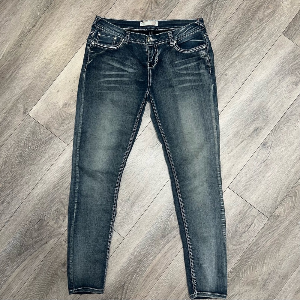 Studded Embellished Gem Flap Pocket Y2K Skinny Blue Jeans Size 7 No Boundaries